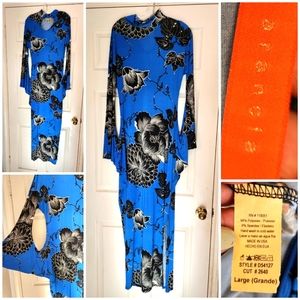 Fitted, Maxi, Attached-Long-Sleeve, Unique, Mock-Turtleneck Dress, Size L